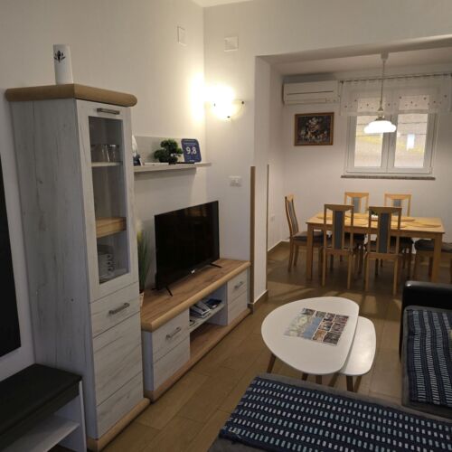 Apartament 5-osobowy z klimatyzacją z widokiem na morze z 2 pomieszczeniami sypialnianymi