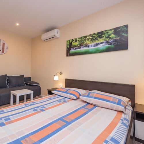 Na katu Klimatiziran četverokrevetna soba