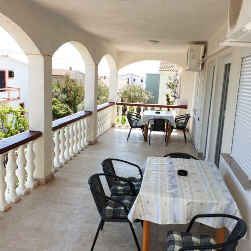 Apartman za 5 osoba(e) sa 1 spavaće(om) sobe(om)
