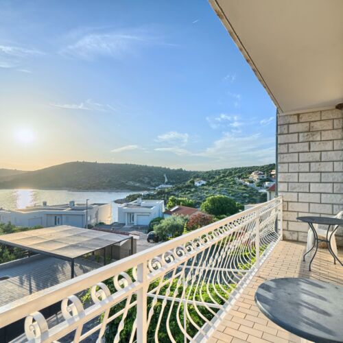 Apartman za 6 osoba(e) sa 3 spavaće(om) sobe(om)