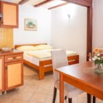 Apartment Luca Povljana