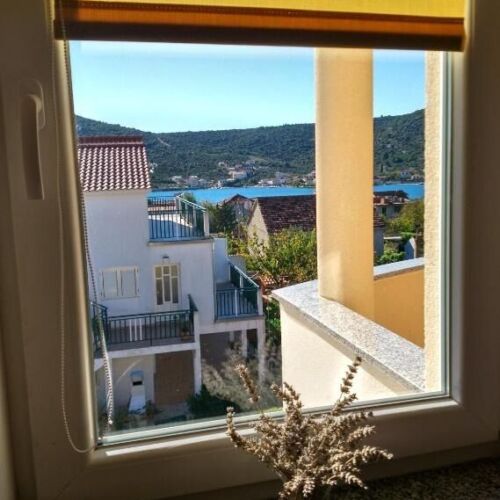 Sea View 2-Room Air Conditioned Apartment for 4 Persons