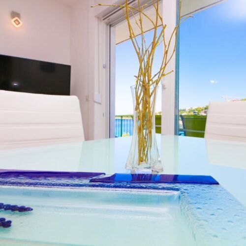 Pogled na more Klimatiziran apartman za 6 osoba(e) sa 3 spavaće(om) sobe(om)