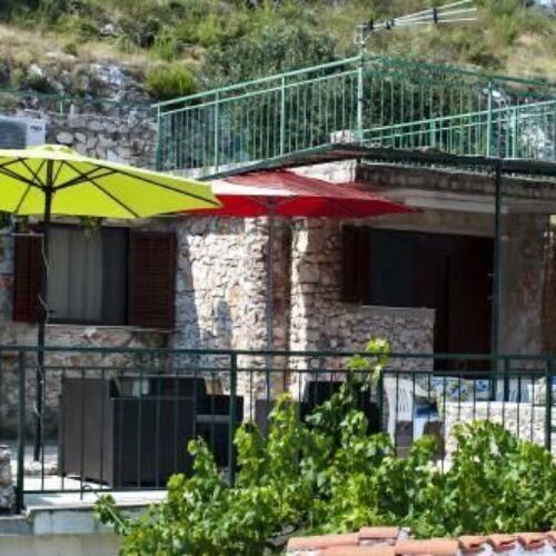 Prizemni Klimatiziran apartman za 3 osoba(e) sa 1 spavaće(om) sobe(om)