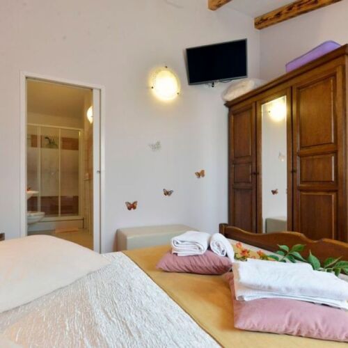 Na katu Klimatiziran dvokrevetna soba