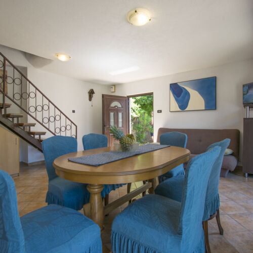 Apartament 4-osobowy z klimatyzacją z widokiem na morze z 3 pomieszczeniami sypialnianymi (możliwa dostawka)