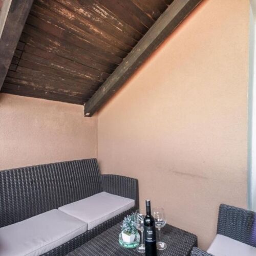 Apartament 4-osobowy z klimatyzacją na parterze z 2 pomieszczeniami sypialnianymi