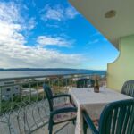 Apartament 4-osobowy z klimatyzacją z widokiem na morze z 2 pomieszczeniami sypialnianymi