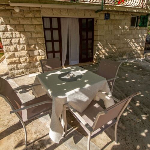 Apartament 2-osobowy z klimatyzacją na parterze z 1 pomieszczeniem sypialnianym