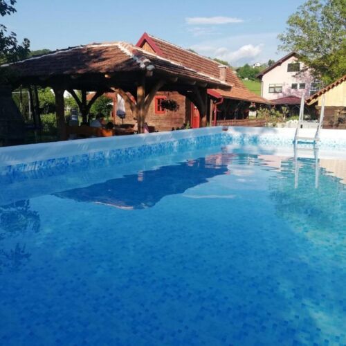 1-Room Air Conditioned Apartment for 3 Persons AS-20524-a