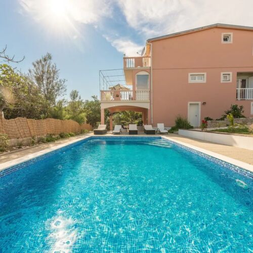 Apartament 10-osobowy z klimatyzacją z tarasem z 4 pomieszczeniami sypialnianymi A-21031-a