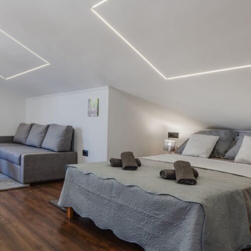 1-Zimmer-Apartment für 4 Personen mit Klimaanlage und Balkon AS-23044-b