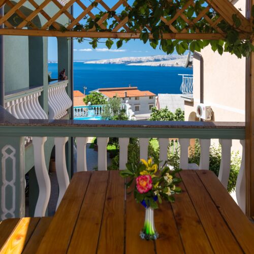 Apartament cu aer condiționat cu vedere spre mare cu 1 camera pentru 2 pers. A-23592-d