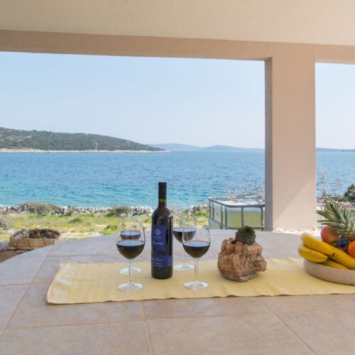 Garden View Ground Floor Holiday Home for 4 Persons