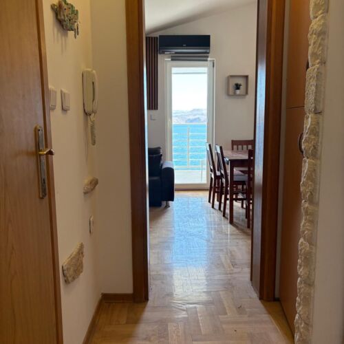 Apartament 4-osobowy z klimatyzacją na piętrze z 2 pomieszczeniami sypialnianymi