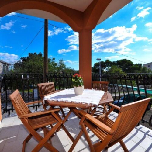 Apartament 6-osobowy na piętrze z widokiem na ogród z 3 pomieszczeniami sypialnianymi