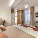 Apartman se sprchou s privátní koupelnou mimo apartmán pro 6 os.