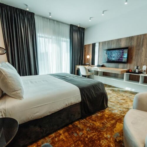 Camera dubla exclusive cu terasă