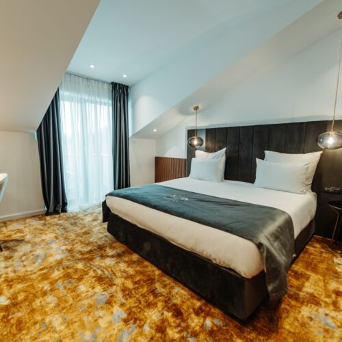 Apartament deluxe la mansardă cu 1 camera pentru 2 pers.