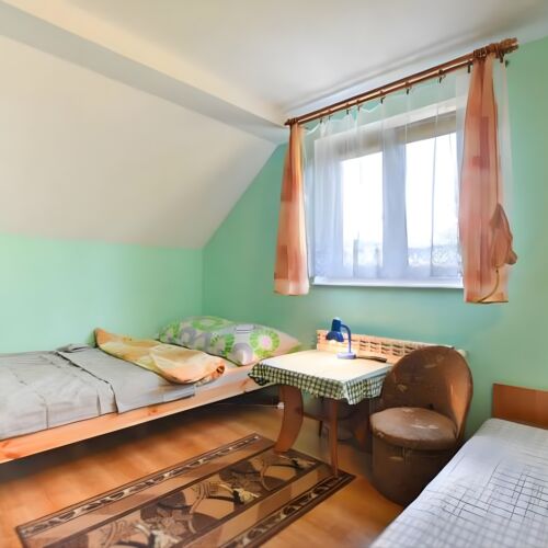 Double Room (extra bed available)