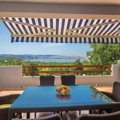 Apartament 6-osobowy z klimatyzacją z widokiem na morze z 3 pomieszczeniami sypialnianymi