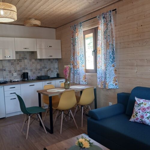 Domek całoroczny 6-osobowy parterowy z tarasem