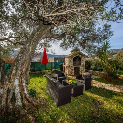 Ground Floor Air Conditioned Holiday Home for 3 Persons