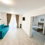 Apartament tourist la etaj cu 1 camera pentru 2 pers.