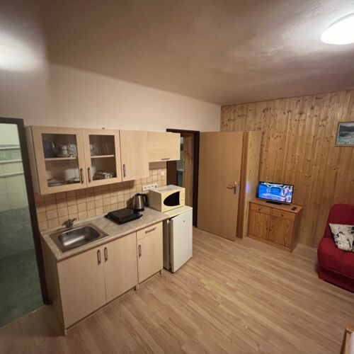 Apartman s koupelnou s vlastní malou kuchyňkou pro 2 os. s 1 ložnicí (s možností přistýlky)