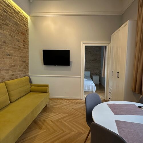 1-Room Apartment for 2 Persons