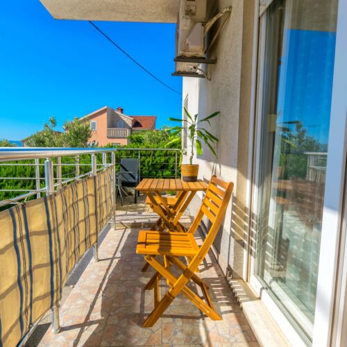 Apartament 4-osobowy z klimatyzacją z widokiem na morze z 2 pomieszczeniami sypialnianymi