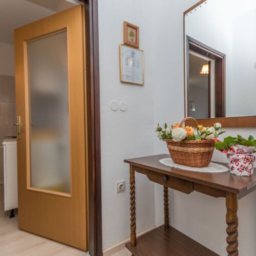 Apartament 3-osobowy z klimatyzacją na piętrze z 2 pomieszczeniami sypialnianymi