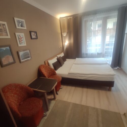 Camera dubla cu balcon cu baie