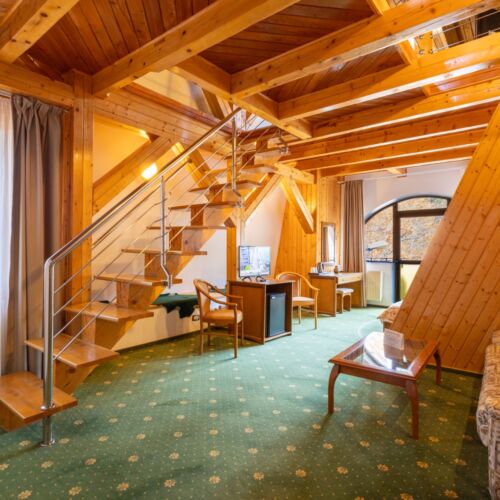 Apartament family loft cu 2 camere pentru 4 pers.