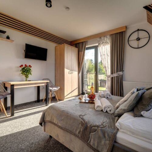 Garden View Romantic Double Room (extra bed available)