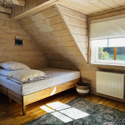 Domek drewniany 6-osobowy cały dom Przyjazny podróżom rodzinnym