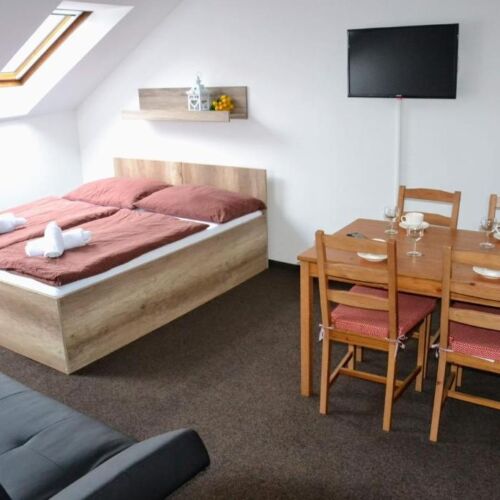 Apartman s vanou s vlastní kuchyňkou pro 4 os. se 2 ložnicemi (s možností přistýlky)