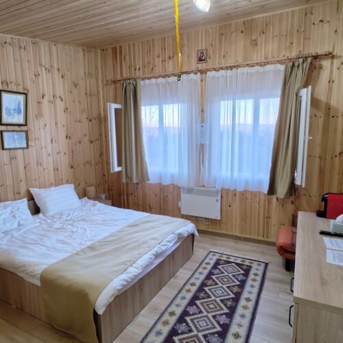 Cabană confort family pentru 3 pers. (se inchirieaza doar integral) (se poate solicita pat suplimentar)