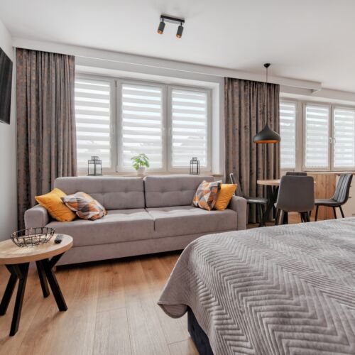 Apartament 3-osobowy na piętrze z balkonem z 1 pomieszczeniem sypialnianym