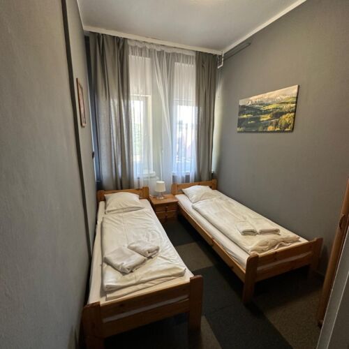 Pokój 3-osobowy Economy z widokiem na dziedziniec