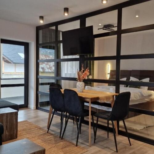 Apartament deluxe cu 2 camere pentru 4 pers.