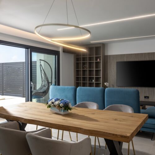 Vilă familial(ă) cu vedere spre mare pentru 8 pers. (se inchirieaza doar integral)