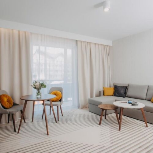 Apartament 4-osobowy z 2 pomieszczeniami sypialnianymi