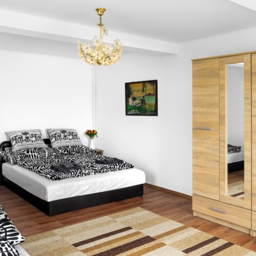 Holiday Home (1) - House for 12 Persons