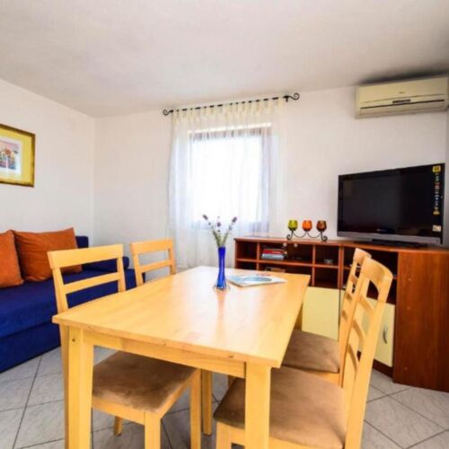 Apartament 4-osobowy z klimatyzacją na piętrze z 2 pomieszczeniami sypialnianymi