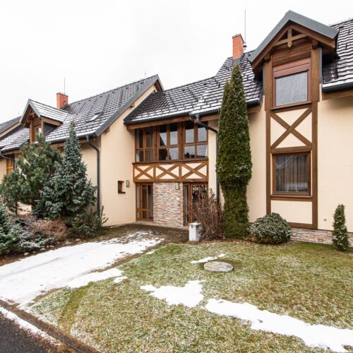 Apartman s terasou pro 4 os. se 2 ložnicemi na přízemí