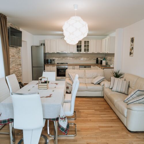 Family House (jako celek) pro 4 os. s výhledem na les (s možností přistýlky)