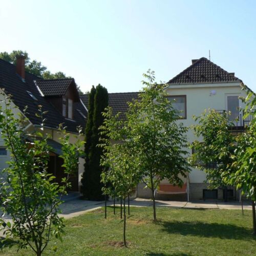 Rodinný House (jako celek) se zahradou pro 16 os. (s možností přistýlky)