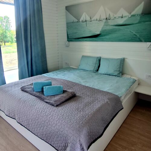 Pokoj s manželskou postelí