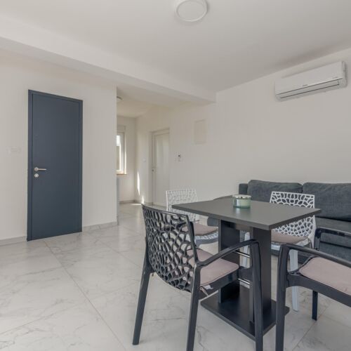 Casă de vară pentru 3 pers. (se inchirieaza doar integral)